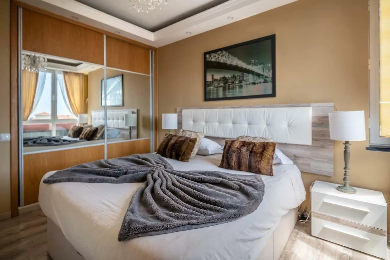 America Apartment By Holiday Rental Madeira Funchal  Portugal